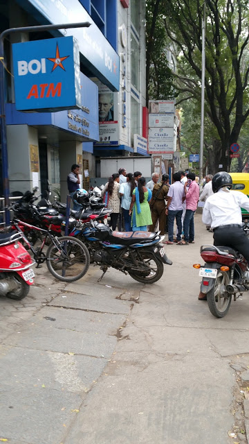 Bank of India ATM. The other public sector bank with a functioning ATM.